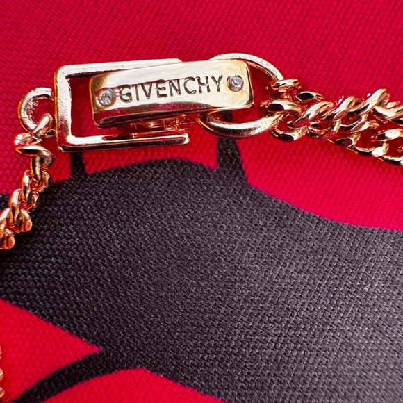 Givenchy 
Rose gold tone necklace - Picture 5 of 9